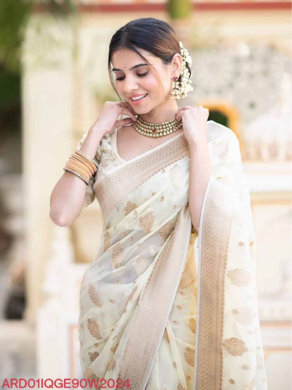 Banarasi Off White Semi Georgette Saree